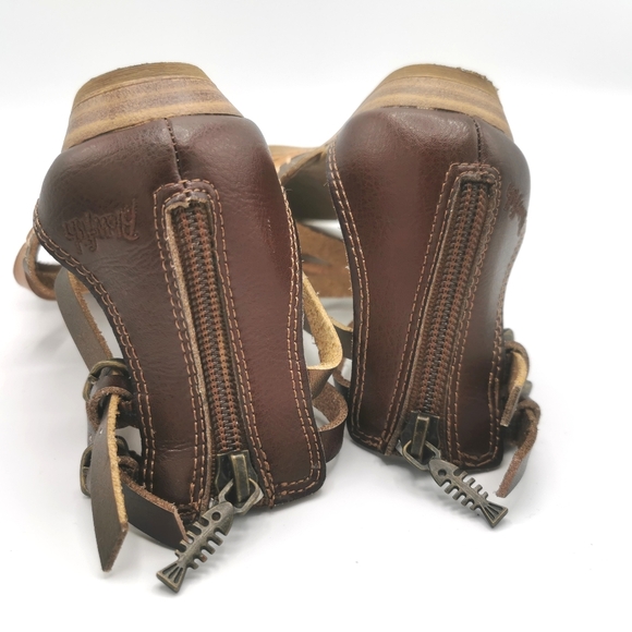 SIZE 1Y BLOWFISH, Gladiator Sandals EUC B59 - Picture 6 of 10